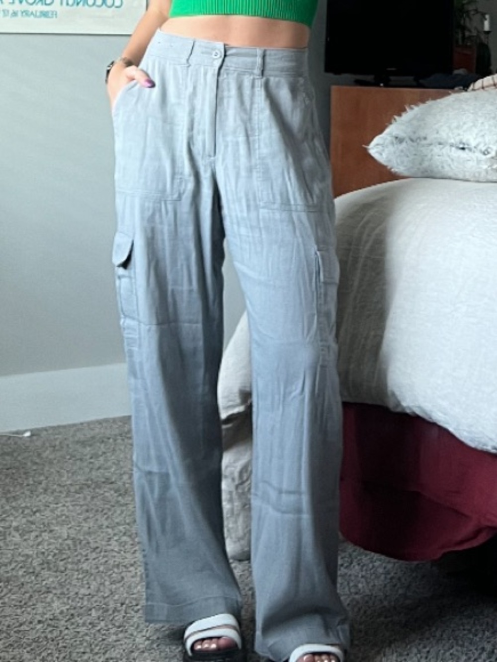 Hollister Light Gray Wide-Leg Cotton Cargo Pants